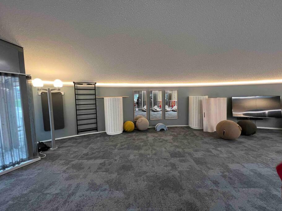 Brand New Modern Condo Built-In Mall Of Tripla 헬싱키 외부 사진