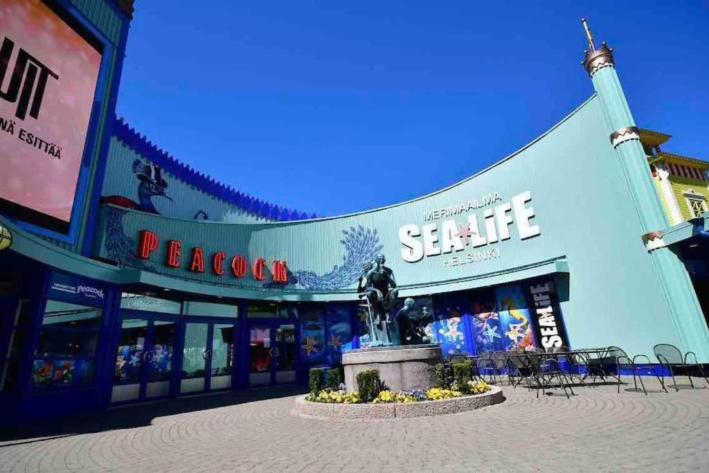Brand New Modern Condo Built-In Mall Of Tripla 헬싱키 외부 사진