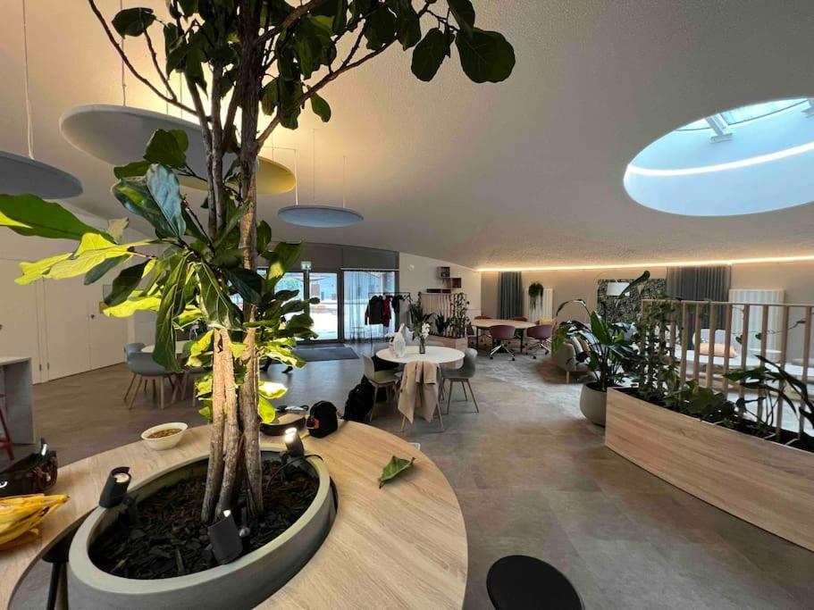 Brand New Modern Condo Built-In Mall Of Tripla 헬싱키 외부 사진